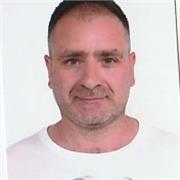 Profesor de economía, derecho y administración de Empresas